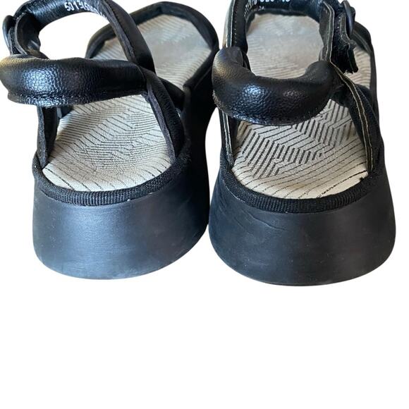 Fly London Ceto Platform Leather Sandals Black Mousse size 40 US 9-9.5 - Picture 7 of 9